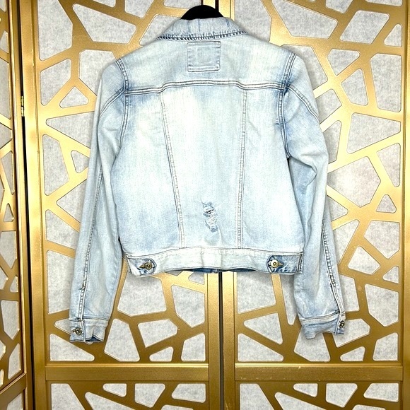 Distressed‎ Denim Jacket - Picture 2 of 5
